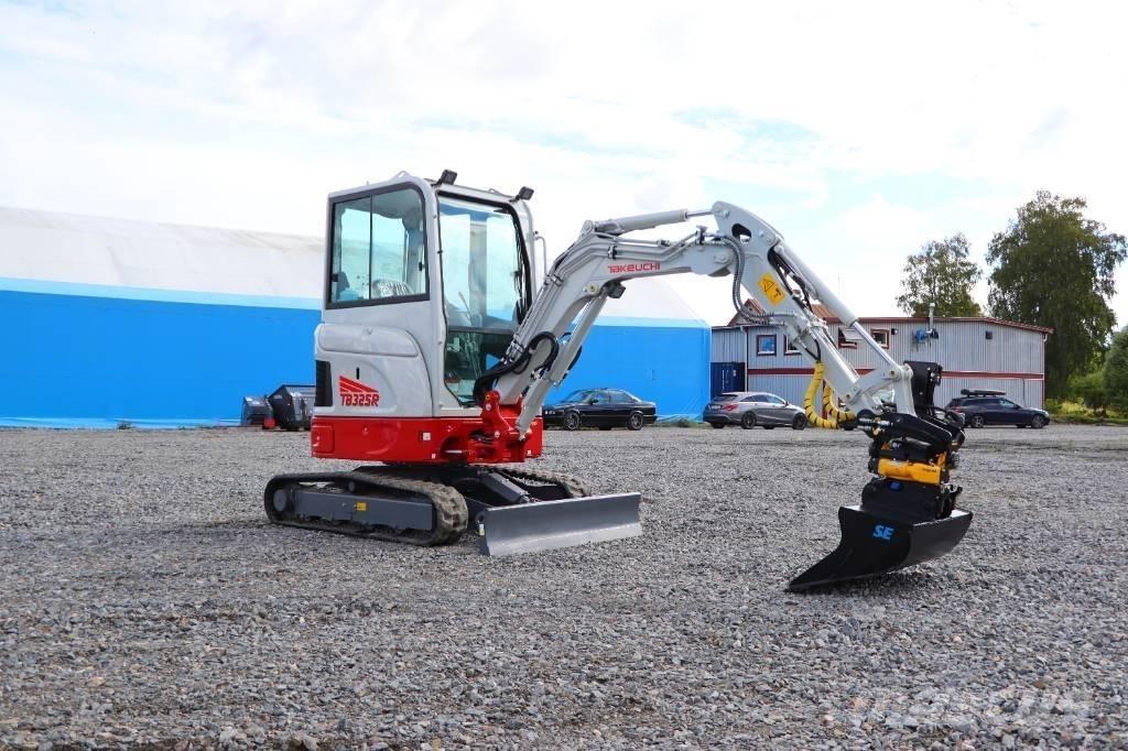 Takeuchi TB325R Mini bageri < 7t