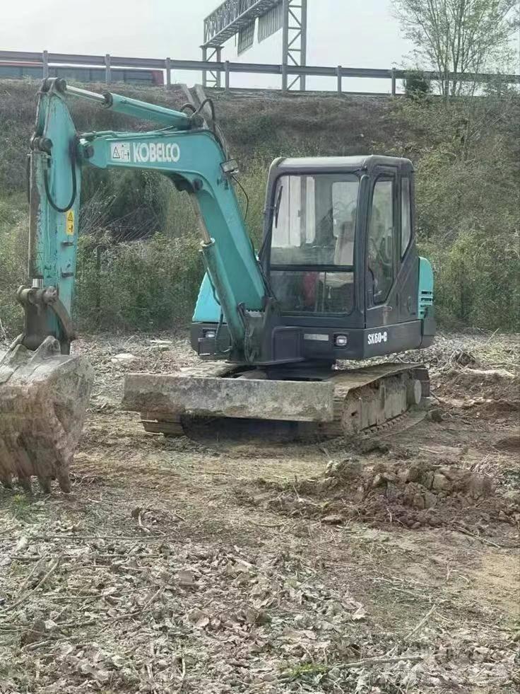 Kobelco SK60 Bageri guseničari