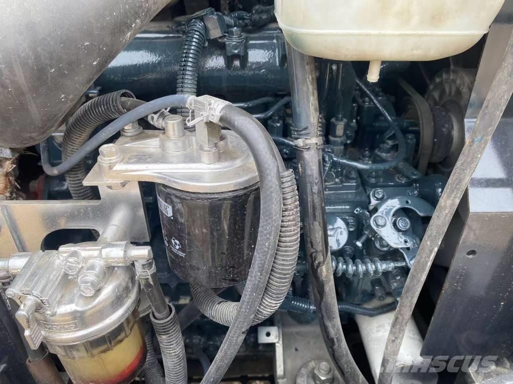 Kubota 155 Bageri guseničari