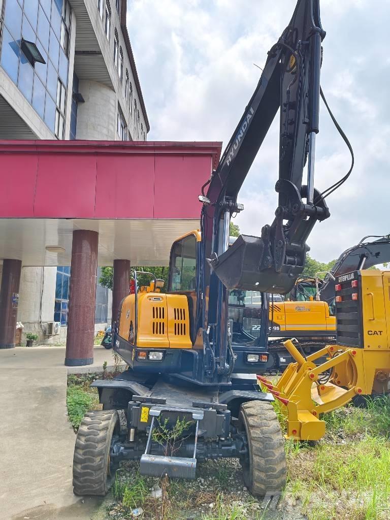 Hyundai R60W Mini bageri < 7t