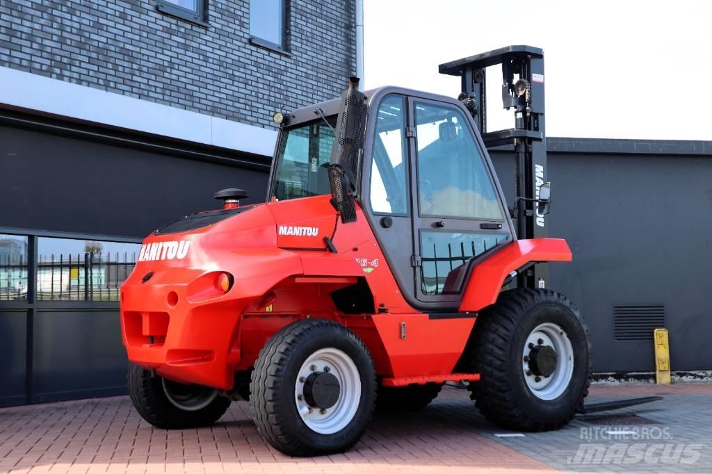 Manitou M 26.4 Vanterenski viljuškar