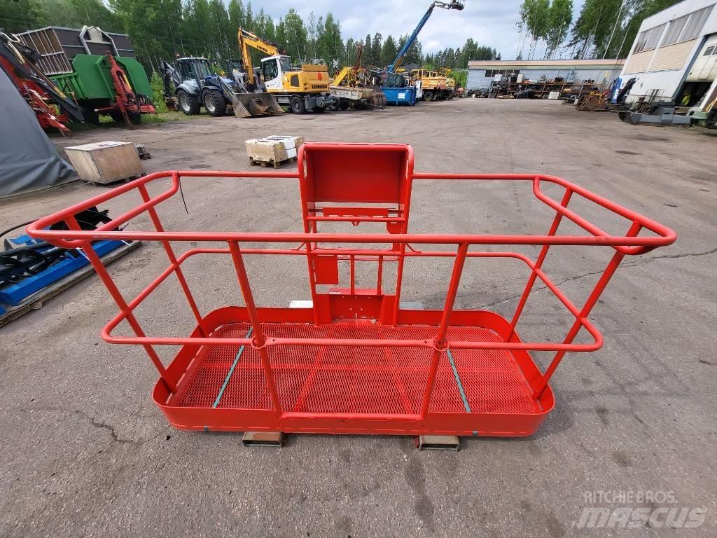 Manitou 200 ATJ kori Jarbolne penjajuće platforme