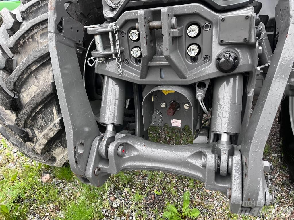 Massey Ferguson 8 S Traktori