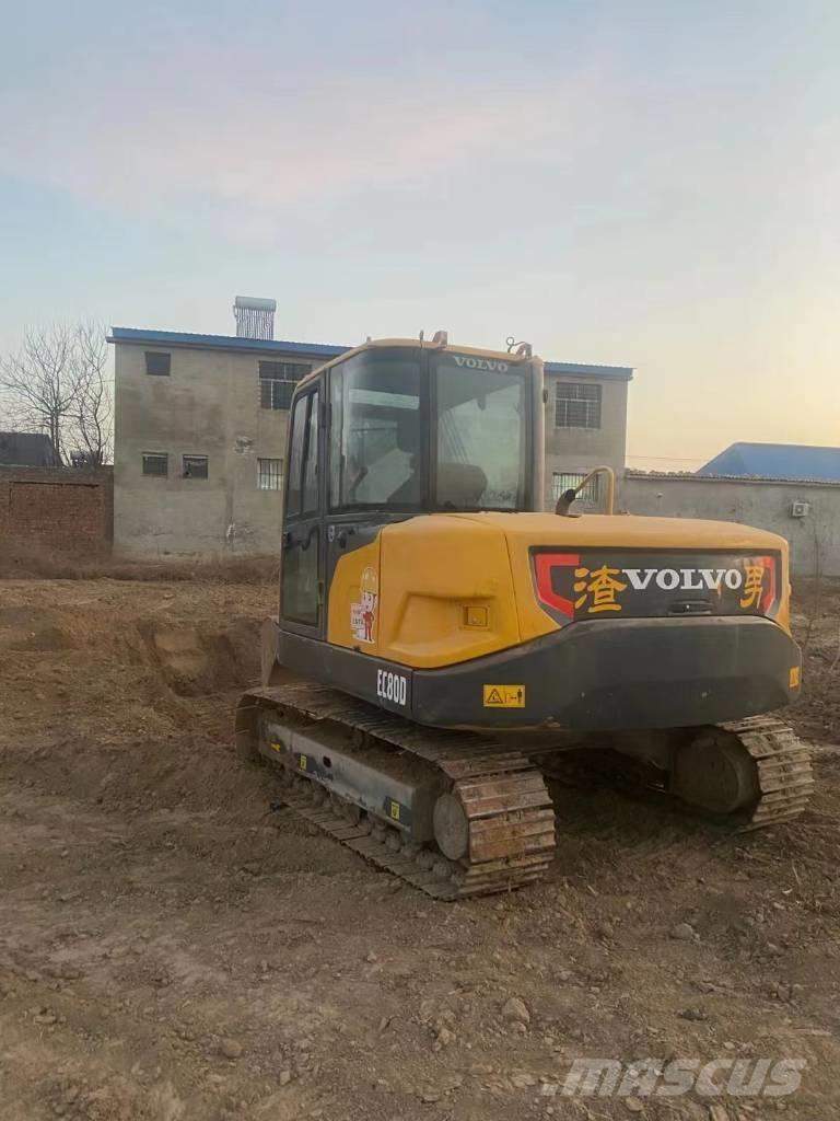 Volvo EC80D Midi bageri 7t – 12t