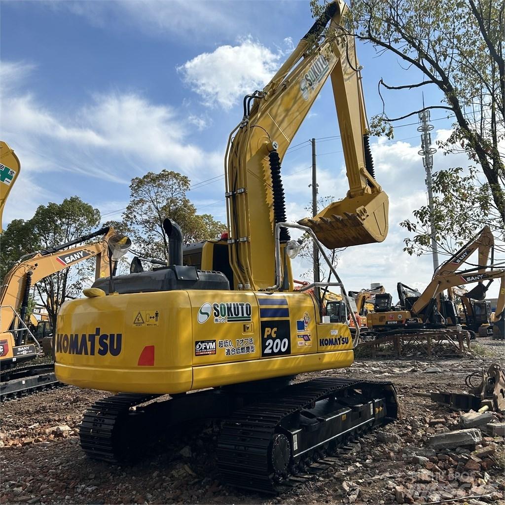 Komatsu PC200-8MO Bageri guseničari