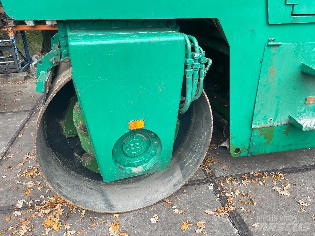 Hamm DV8,22 Valjci sa duplim bubnjem