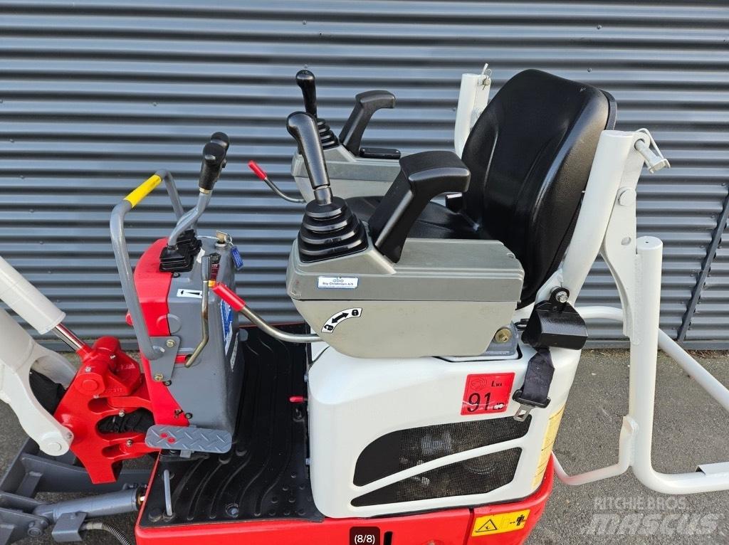 Takeuchi TB 210 R Mini bageri < 7t