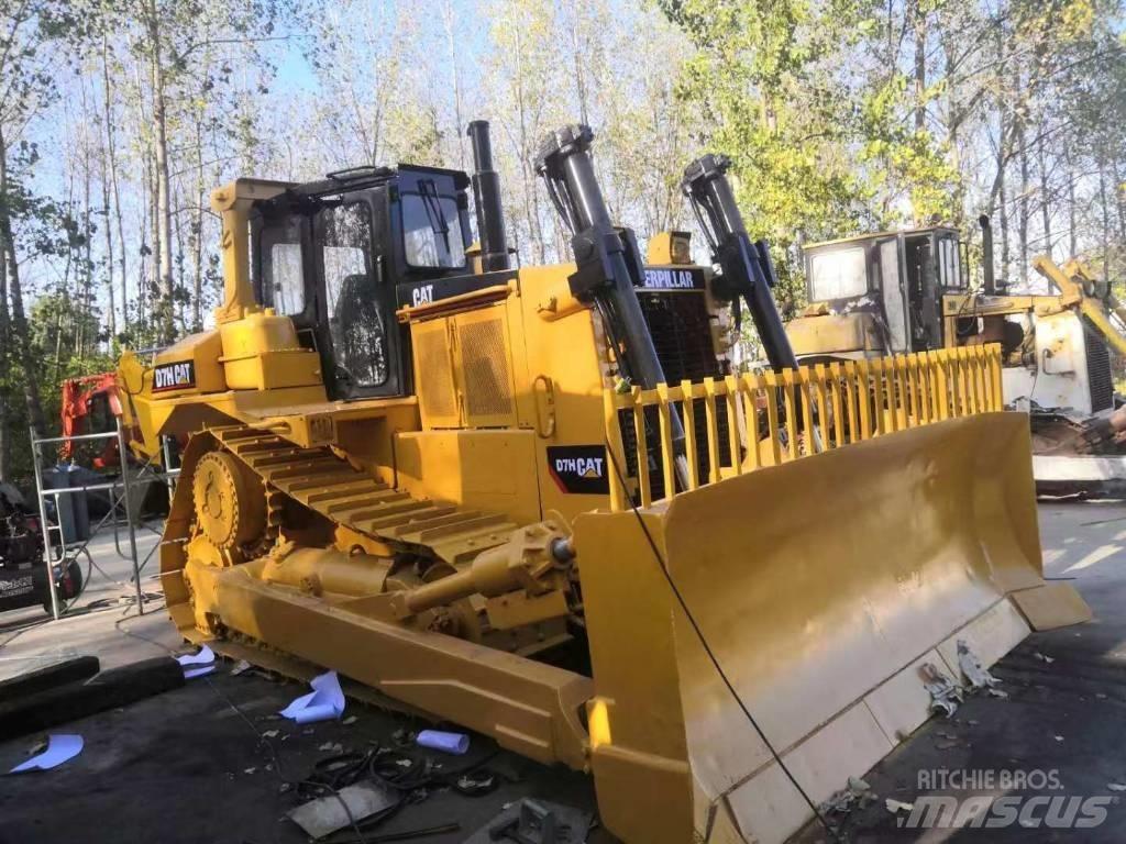 CAT D 7 H Buldožeri guseničari