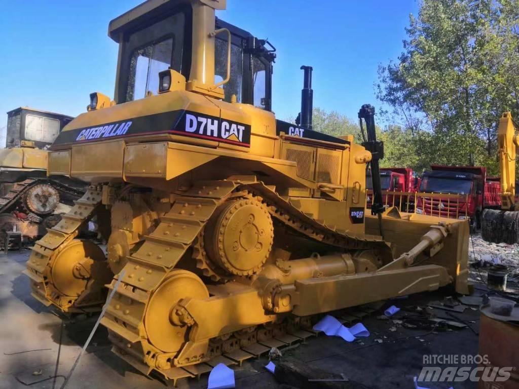 CAT D 7 H Buldožeri guseničari