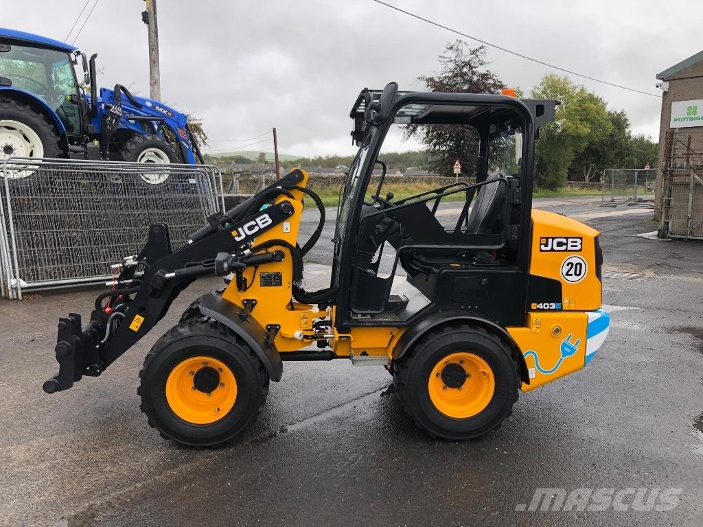 JCB 403 E Poljoprivredni teleskopski utovarivači
