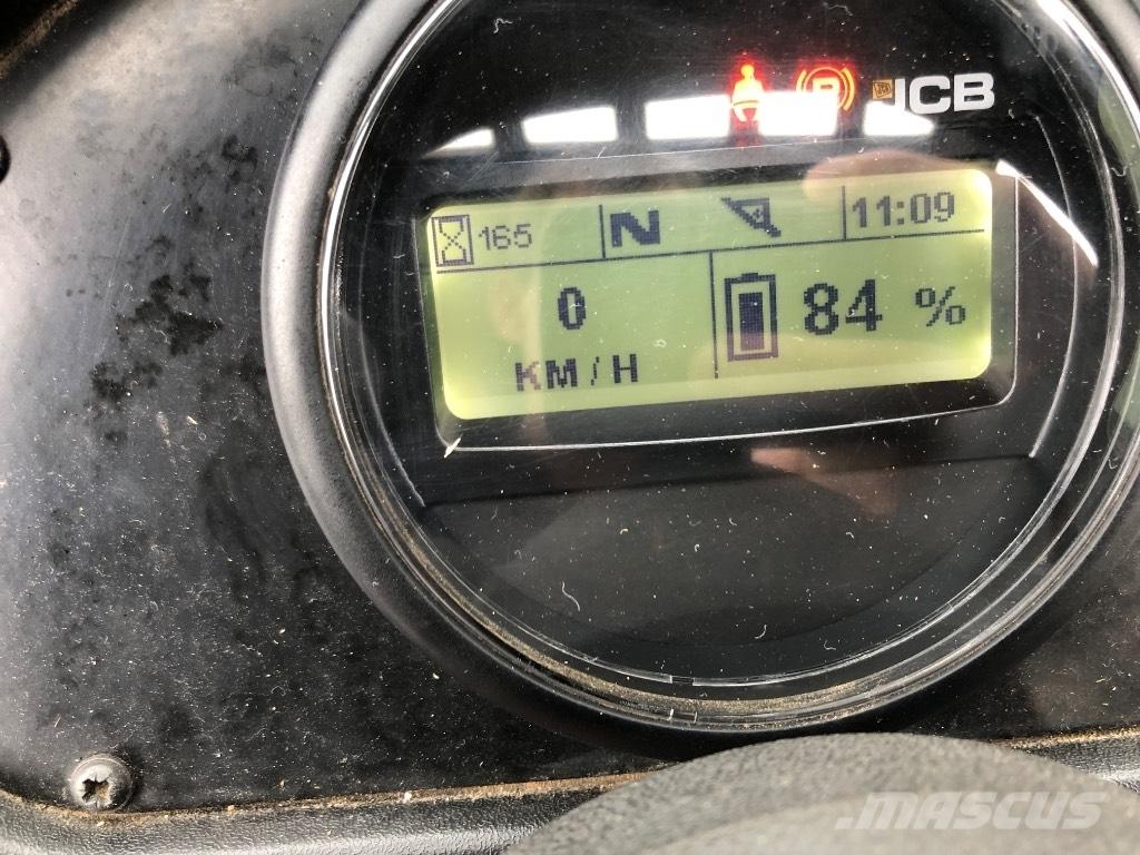 JCB 403 E Poljoprivredni teleskopski utovarivači