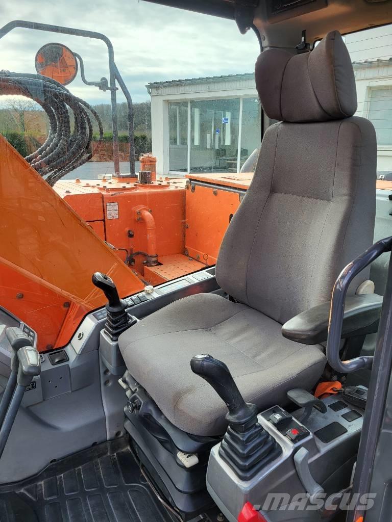 Doosan DX 140 LCR-3 Bageri guseničari