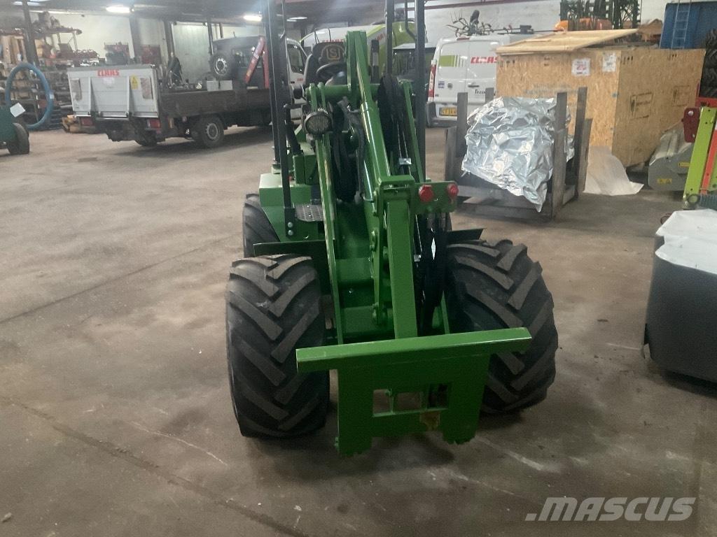 Striegel 180 ya Mini utovarivači