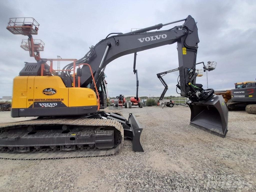 Volvo ECR 355 E Bageri guseničari