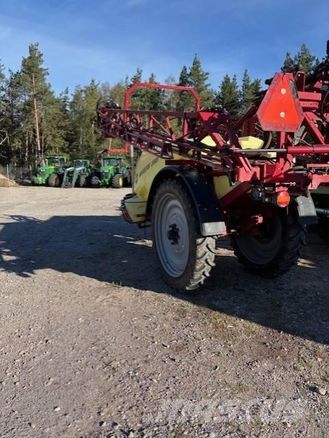 Hardi Navigator 3000 Vučene prskalice