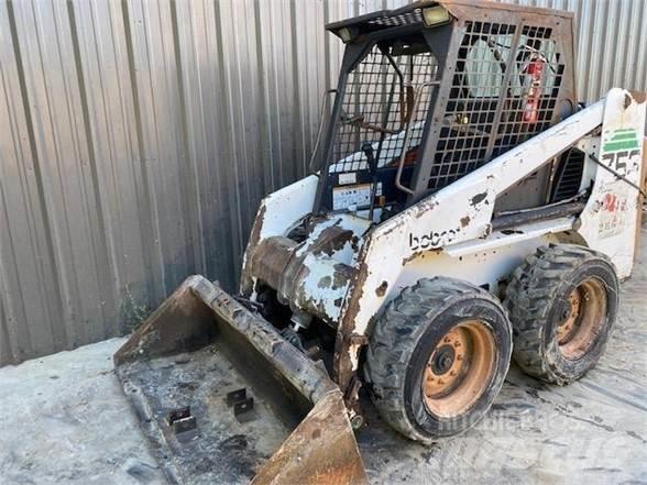 Bobcat 753 Skid steer mini utovarivači