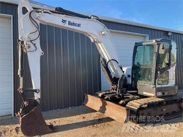 Bobcat E85M Bageri guseničari