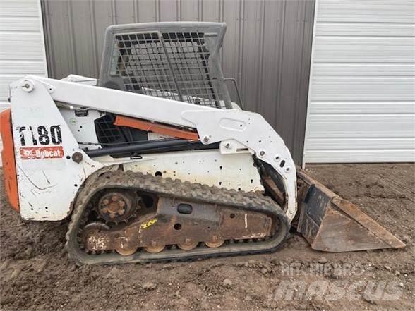 Bobcat T180 Skid steer mini utovarivači