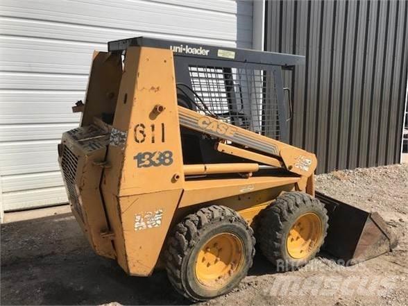 CASE 1838 Skid steer mini utovarivači