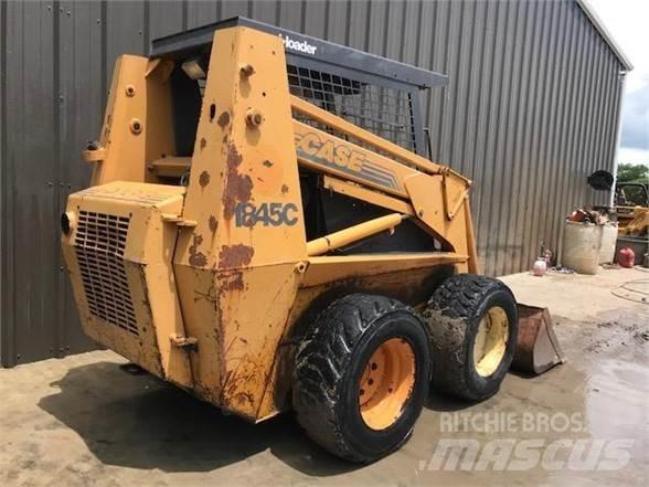 CASE 1845C Skid steer mini utovarivači