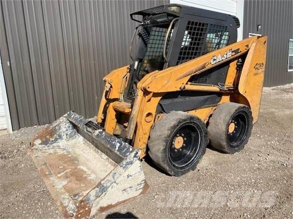 CASE 420-3 Skid steer mini utovarivači