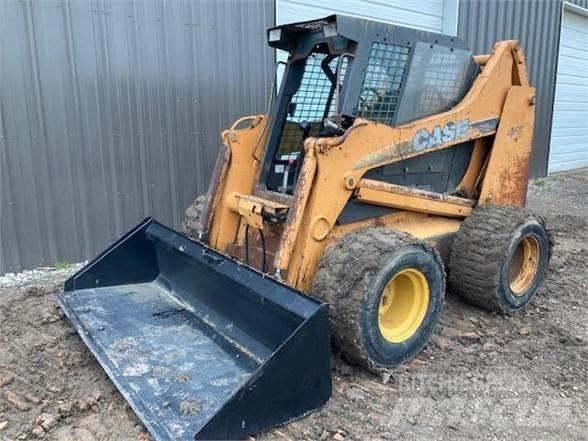CASE 465 Skid steer mini utovarivači