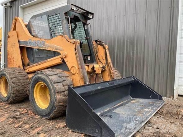 CASE 465 Skid steer mini utovarivači