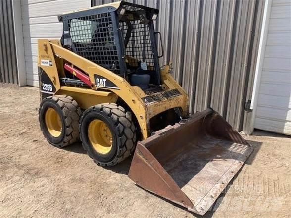 CAT 226B Skid steer mini utovarivači