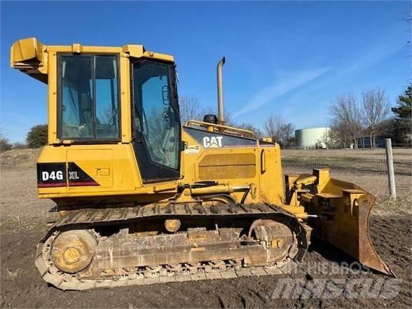 CAT D4G XL Buldožeri guseničari