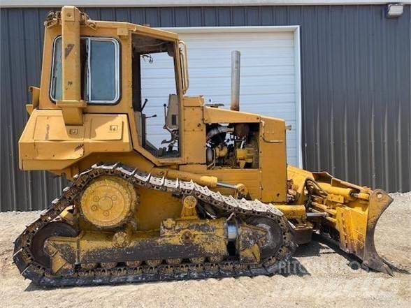 CAT D4H Buldožeri guseničari