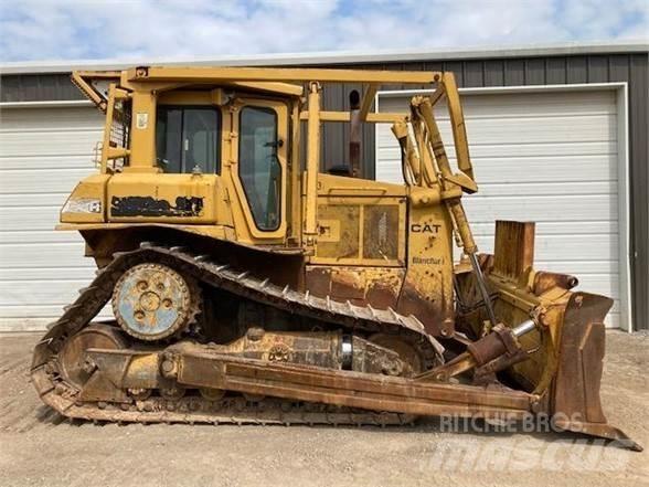 CAT D6H XL Buldožeri guseničari