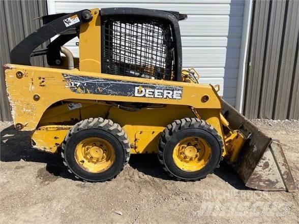 John Deere 317 Skid steer mini utovarivači