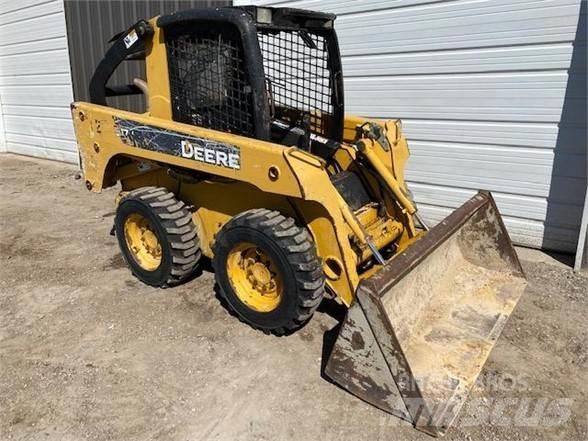 John Deere 317 Skid steer mini utovarivači