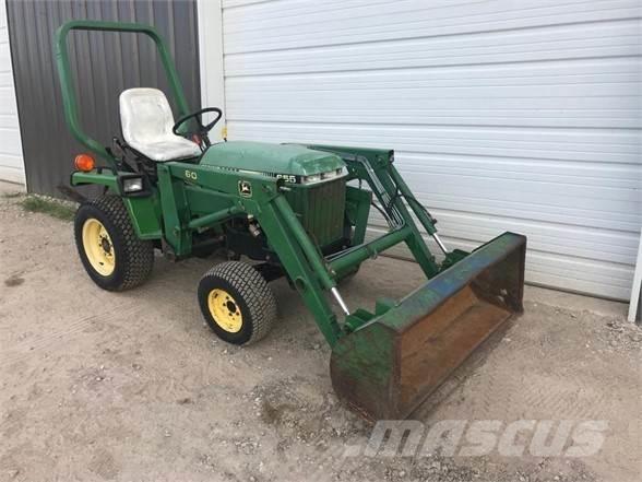 John Deere 655 Traktori