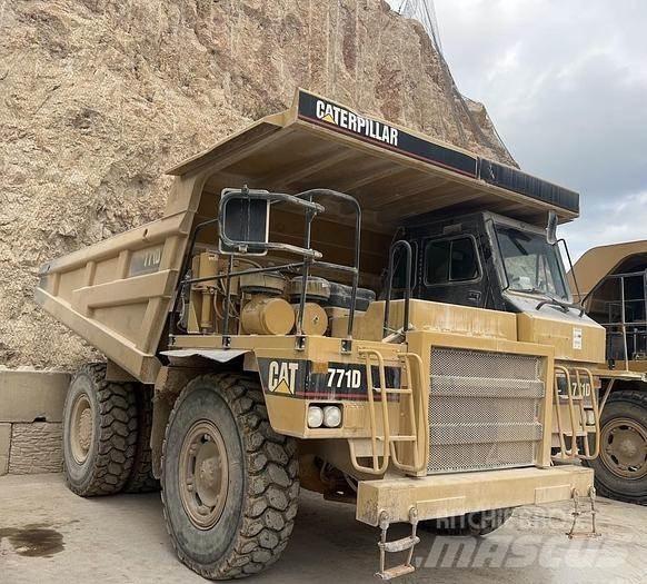 CAT 771D Damperi za gradilište