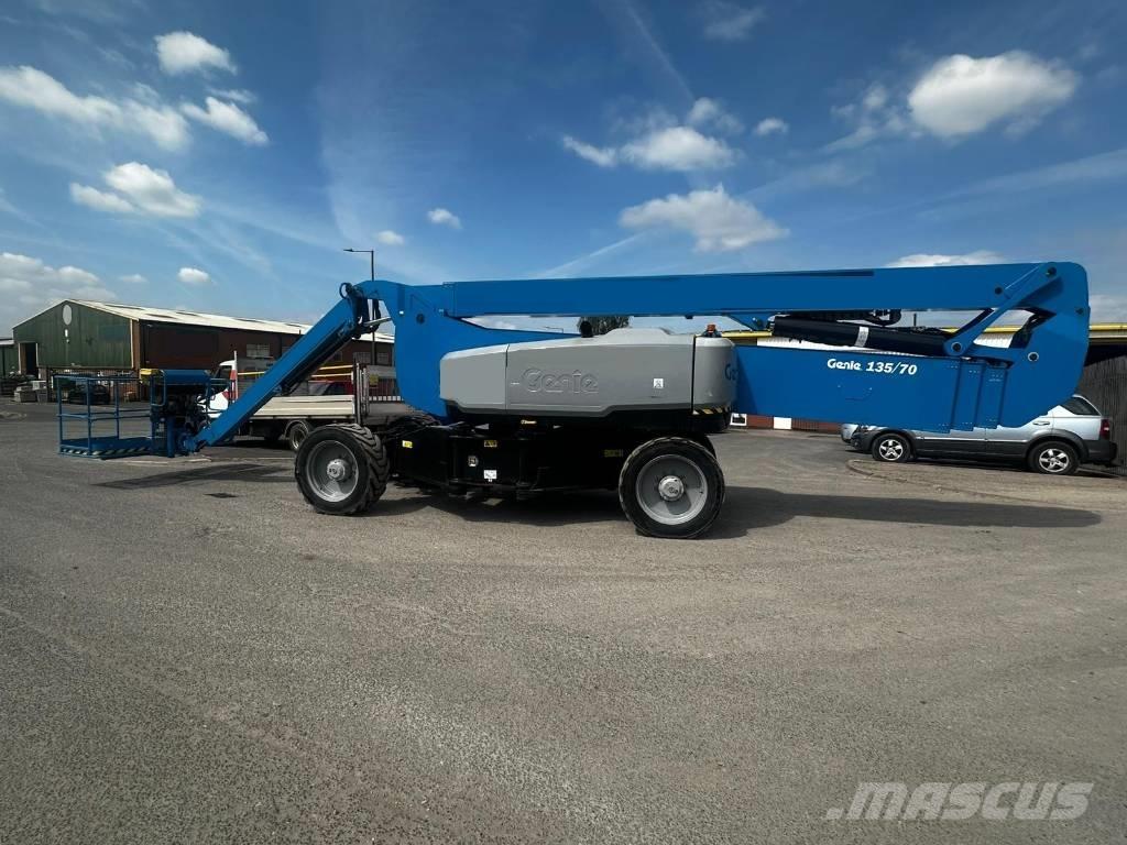 Genie ZX 135/70 Zglobne podizne platforme
