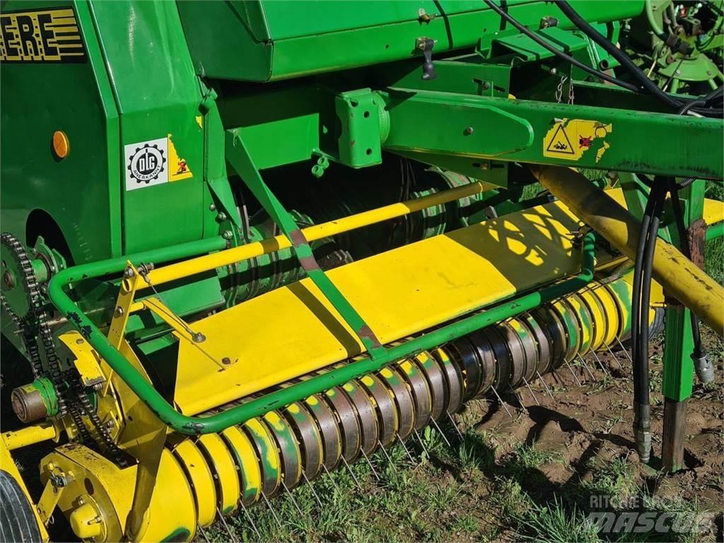 John Deere 590 Prese/balirke za rolo bale