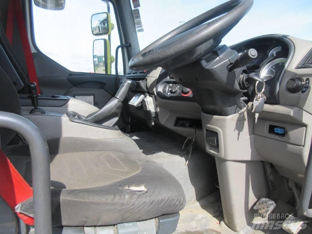DAF 45.210 ATI Kamioni sa ravan platformom / vitlom