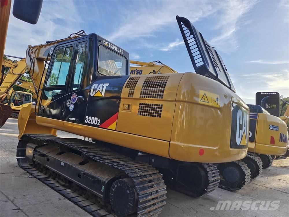 CAT 320 D 2 L Bageri guseničari