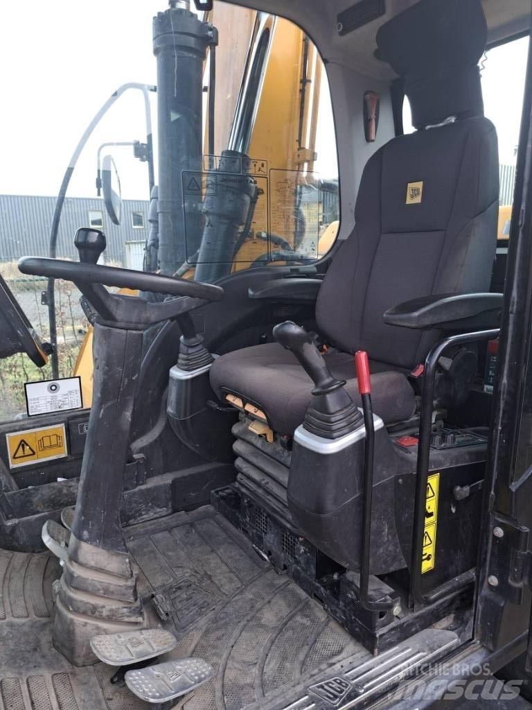 JCB JS 145 W Bageri točkaši