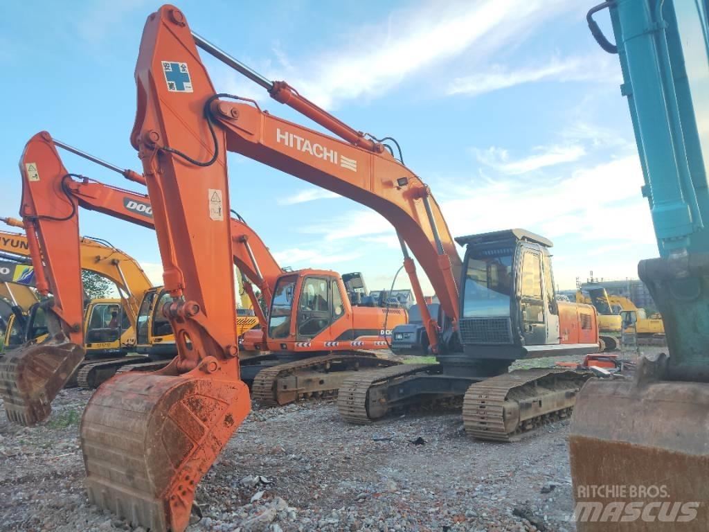 Hitachi ZX 210 Bageri guseničari