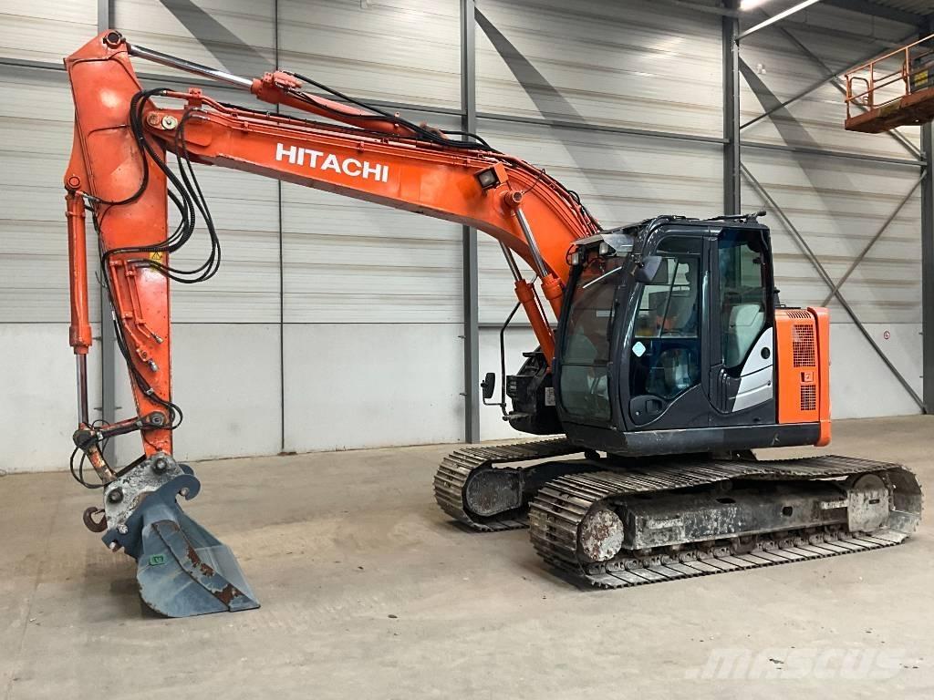 Hitachi ZX 135 US-6 Bageri guseničari