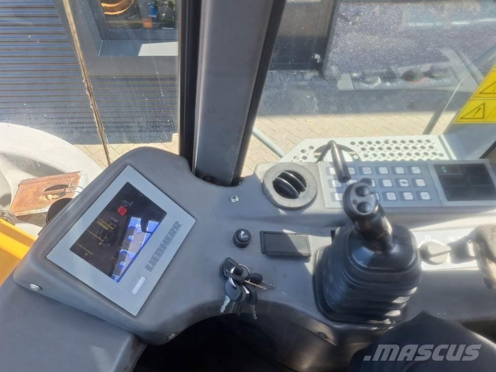 Liebherr L580 Utovarivači na točkove