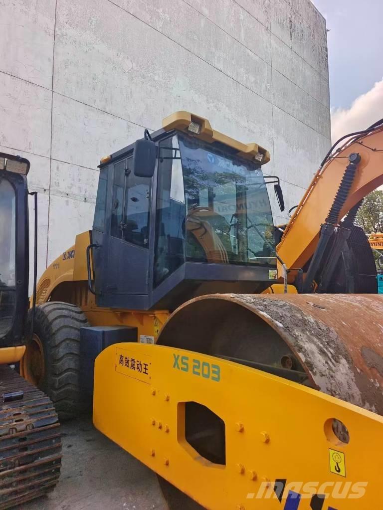 XCMG XS 202 J Valjci sa jednim bubnjem