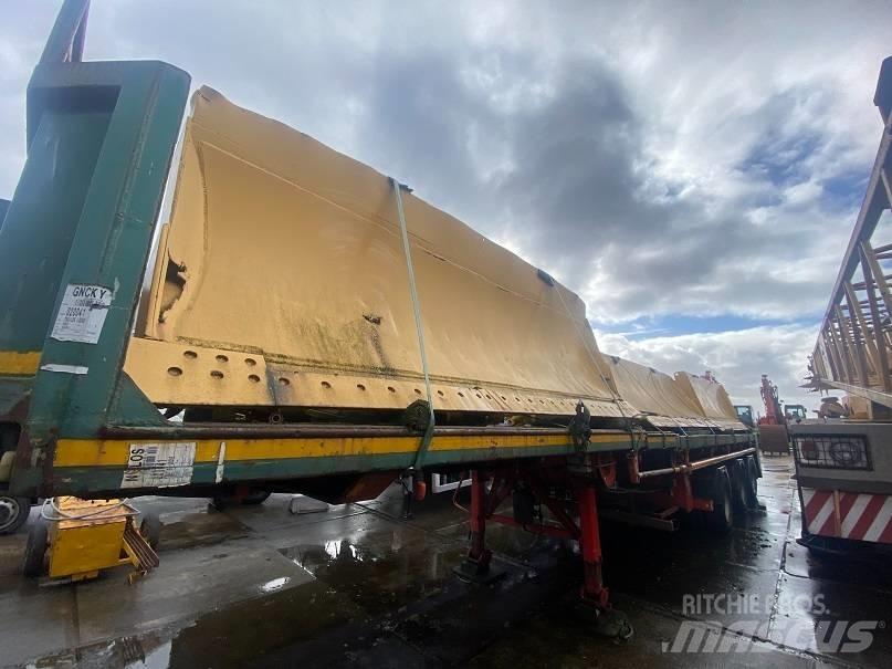 Komatsu D 85 P Buldožeri guseničari