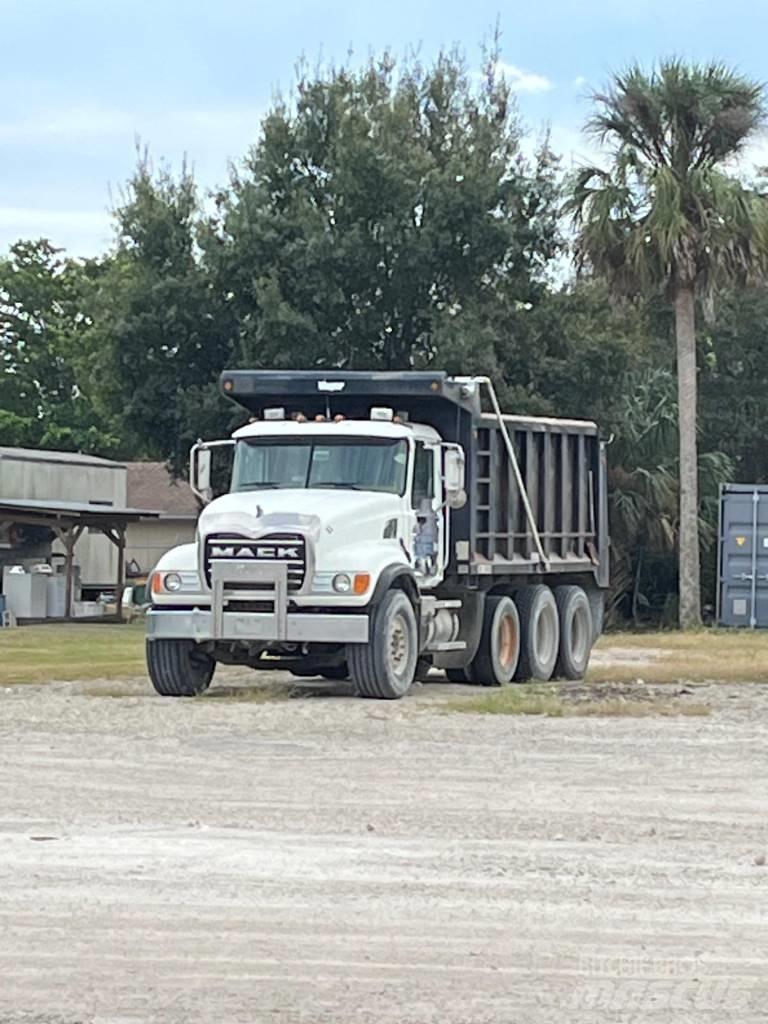Mack Granite Kiperi kamioni