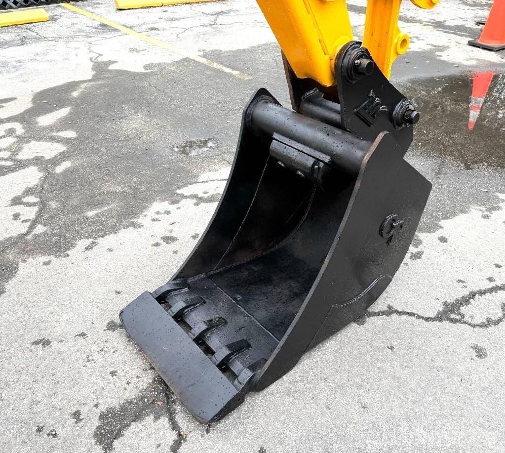 JCB 3 CX Rovokopači