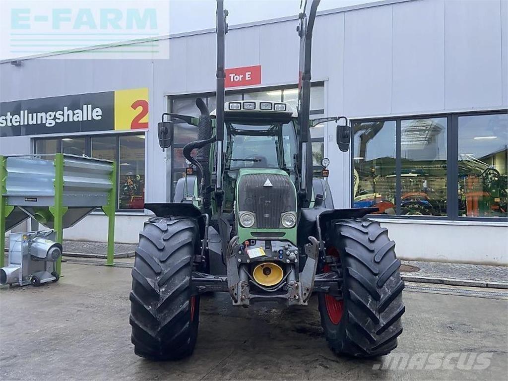Fendt 820 vario Traktori