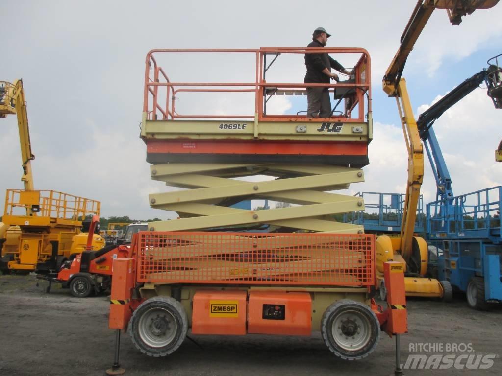 JLG 4069 LE Makazaste platforme