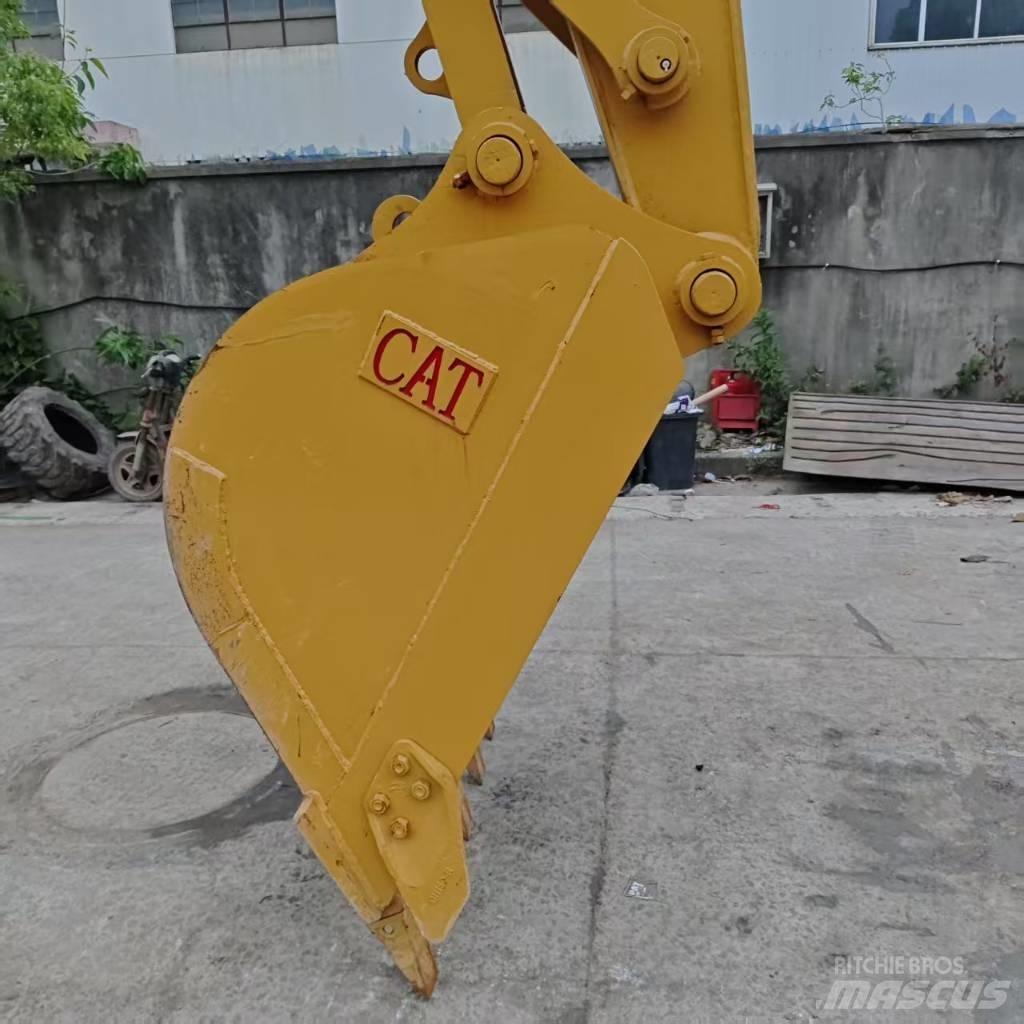 CAT 320 Bageri guseničari